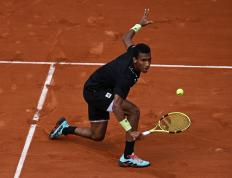 开云官网-欧洲网球队鏖战法国网球队，纳达尔高光表现的简单介绍