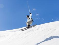 开云体育-跨越维度的足球，当喀麦隆的雄狮在梦境中遭遇枪手，C罗于末节书写神谕