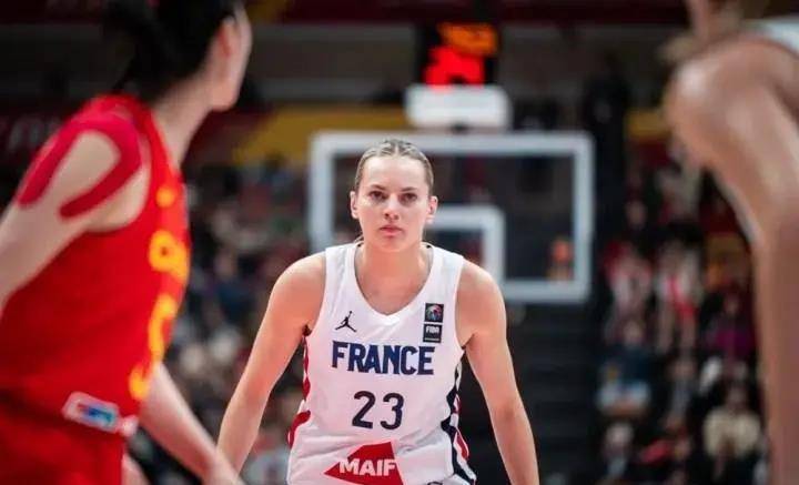 开云体育在线-塞尔维亚队不败领先，小组出线形势微妙变幻的简单介绍