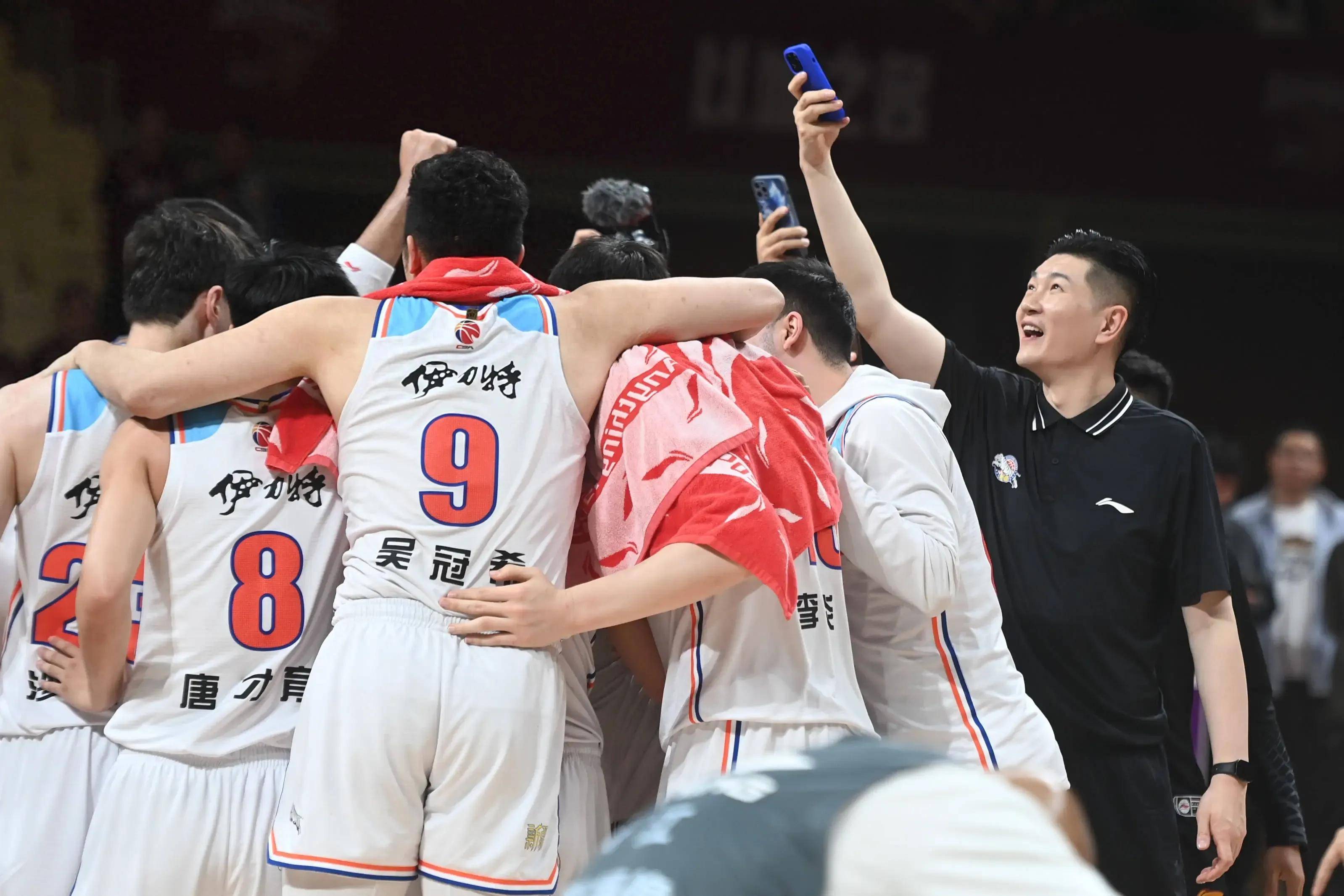 开云体育-多支实力球队角逐高难度比赛，备战决赛