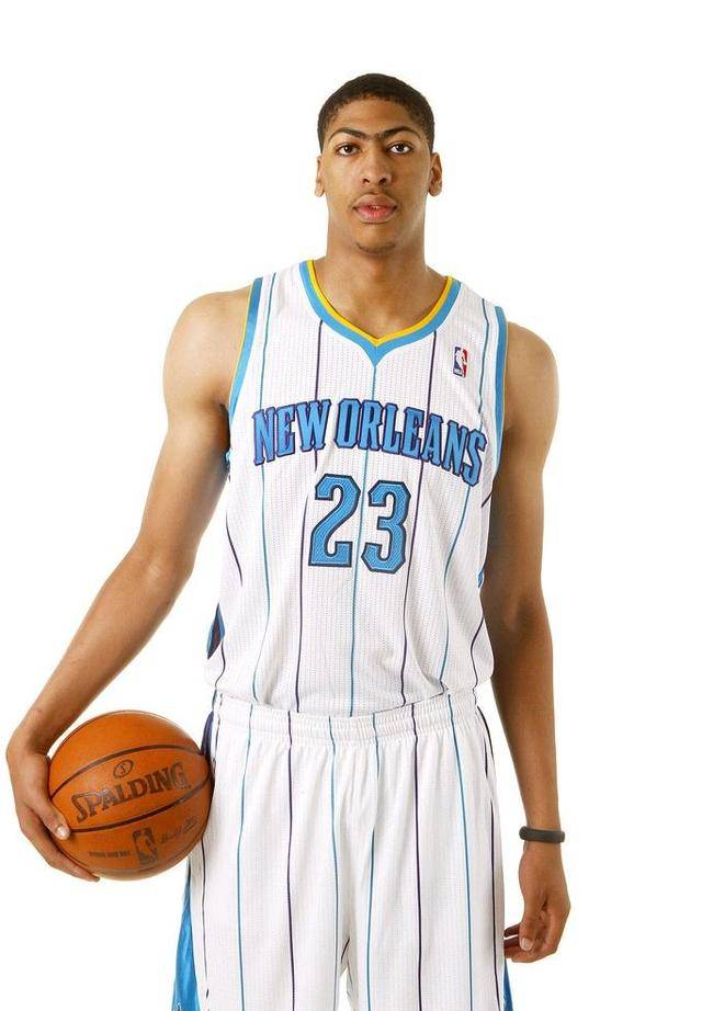 开云下载-美队胜鹈鹕,首发阵容谢罪