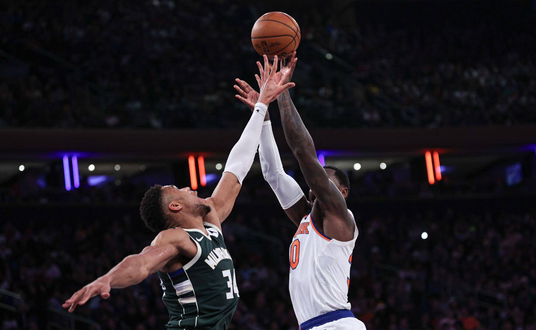 开云体育平台APP-雄鹿主场大胜尼克斯，取得九连胜