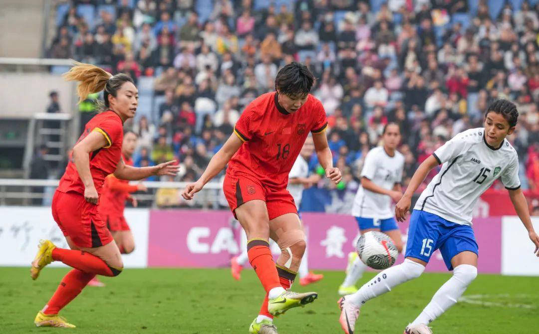 开云体育-女足比赛现场，中国队展现出色表现