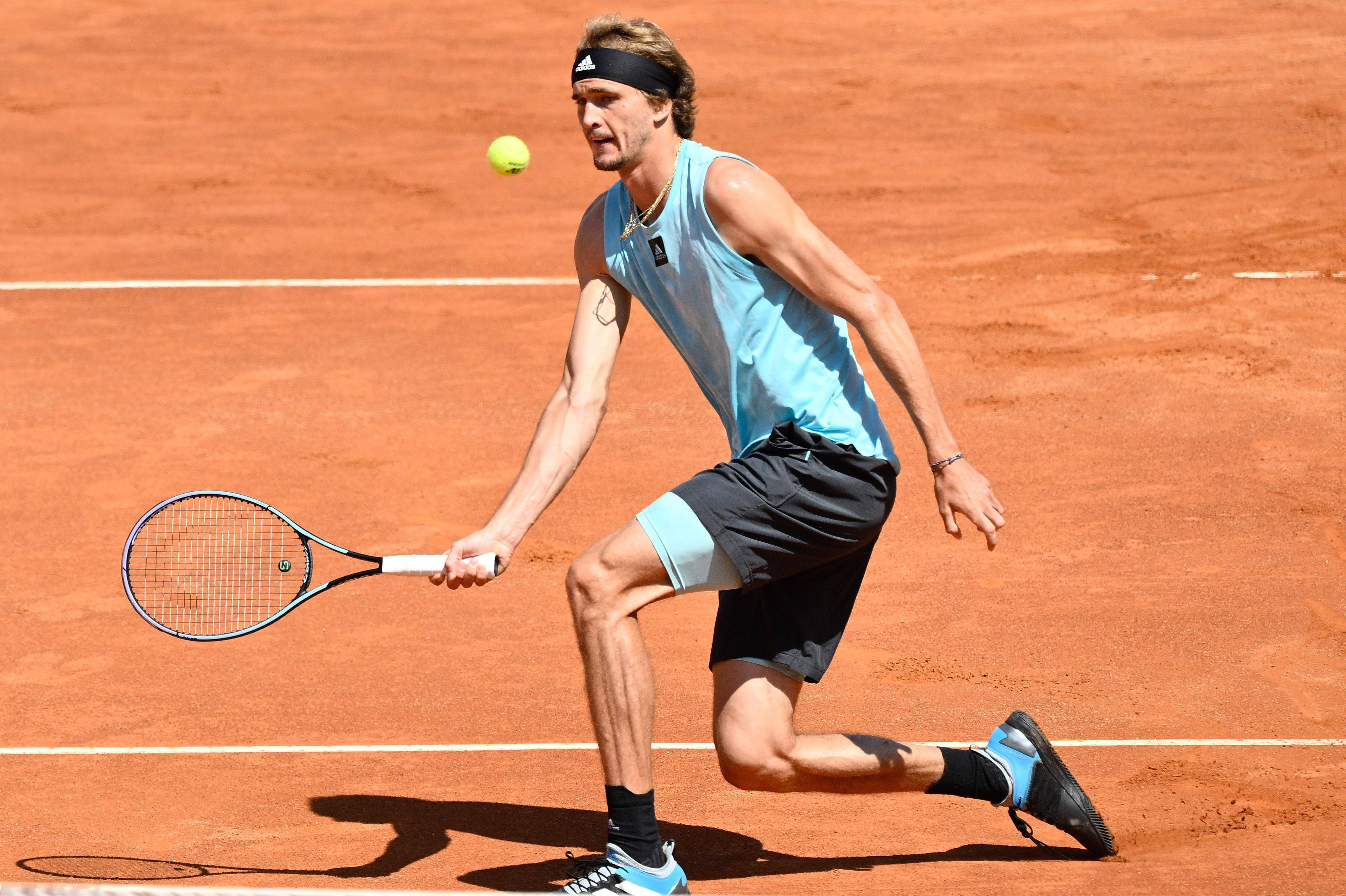 开云下载-意大利网球队轻取世界网球队,兹维列夫送出助攻