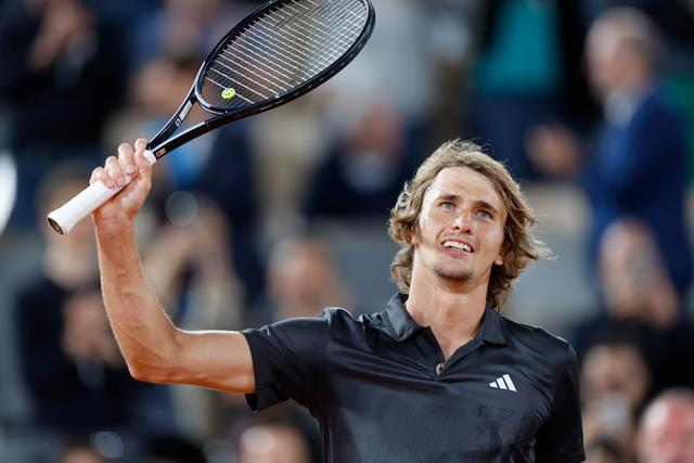 开云下载-意大利网球队轻取世界网球队,兹维列夫送出助攻