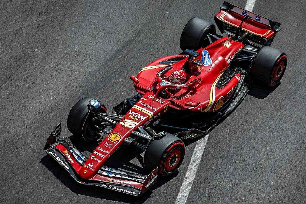 开云体育APP下载-阿斯顿马丁碾压梅赛德斯,勒克莱尔刷新纪录的简单介绍