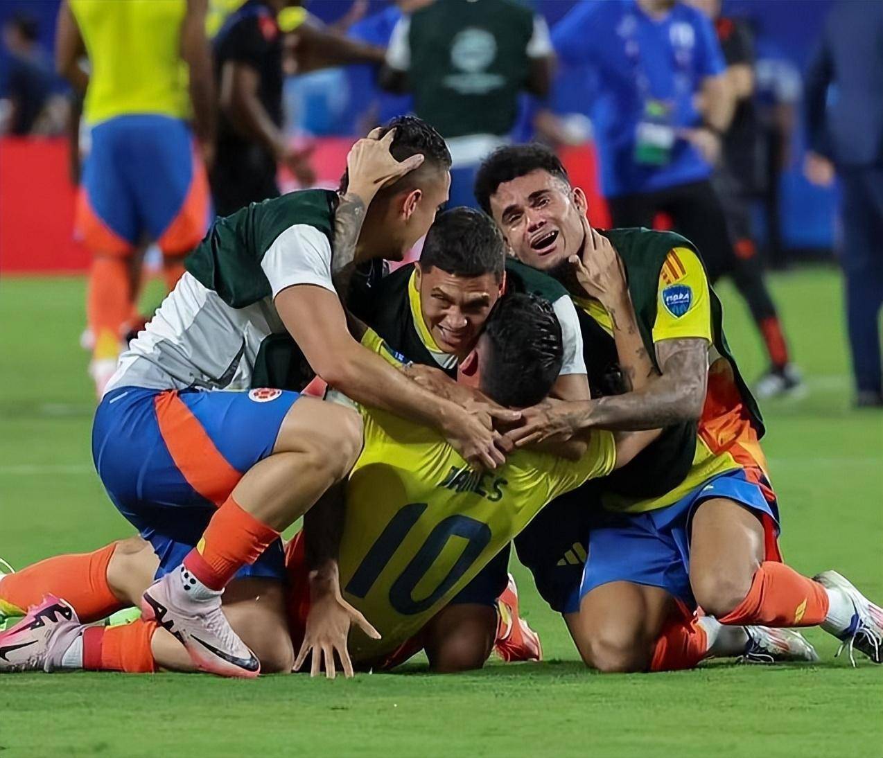 开云体育APP下载-西班牙鏖战哥伦比亚，蒂亚戈关键制胜的简单介绍