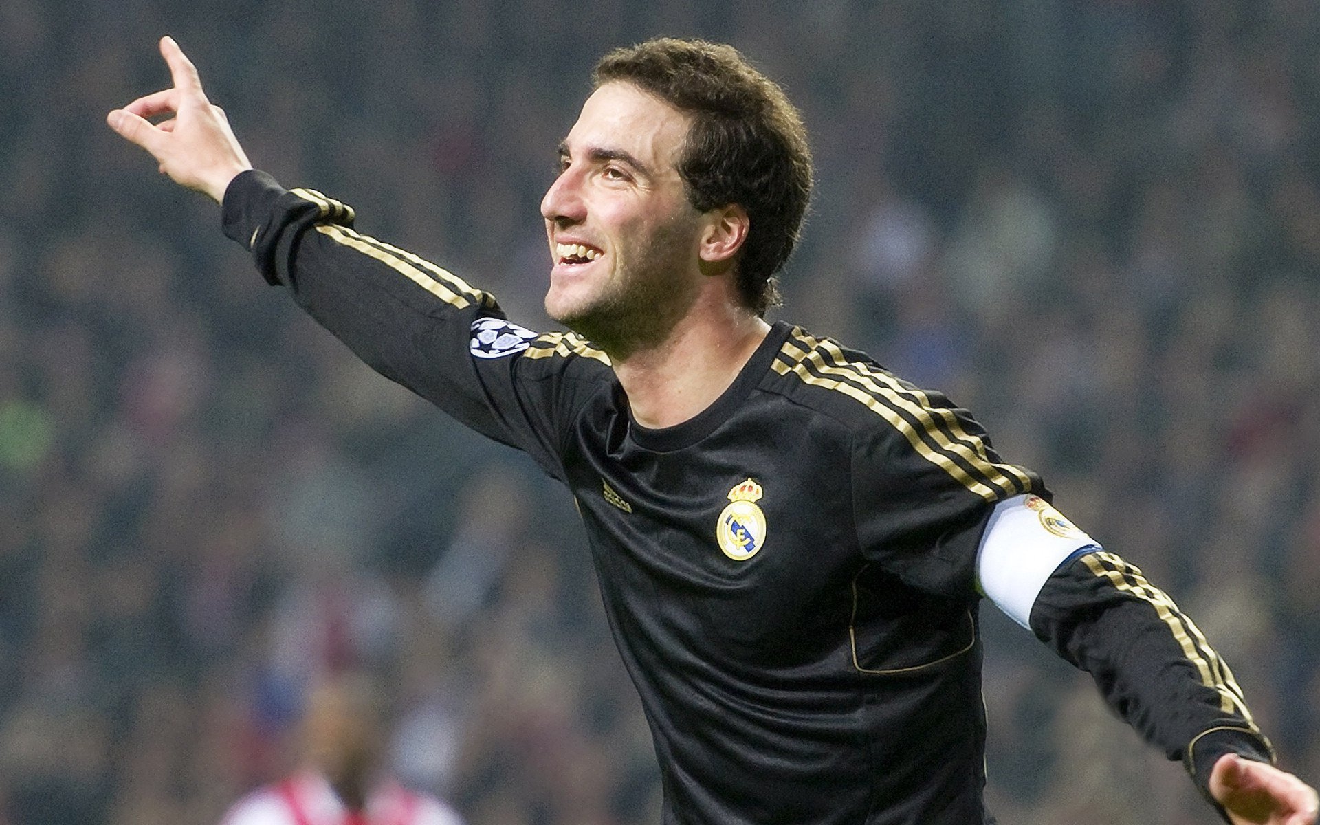 开云体育APP下载-安菲尔德狂想曲,马里末节奏鸣与迪亚斯关键变奏